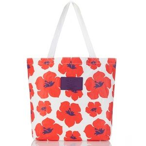 Aloha Collection x Hawaiian Airline Reversible Tote Hibiscus